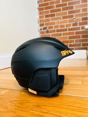 Spy+ Sender Snow Sports Helmet with MIPS Brain Protection. Size Medium